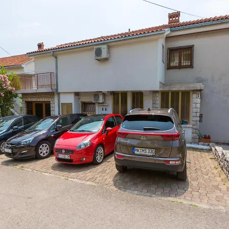 Milica Apartment *